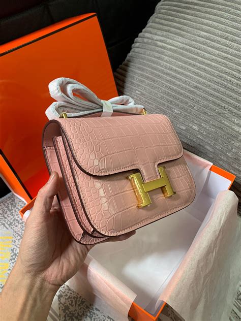 cheapest thing to buy at hermes|nearest hermes shop to me.